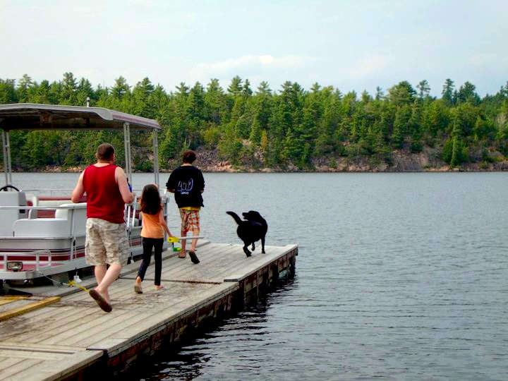 Disabled Holidays - Camp Driftwood Cottage - Canada