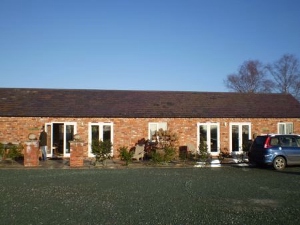 Disabled Holidays - Manor Farm- Cheshire - Owners Direct, England
