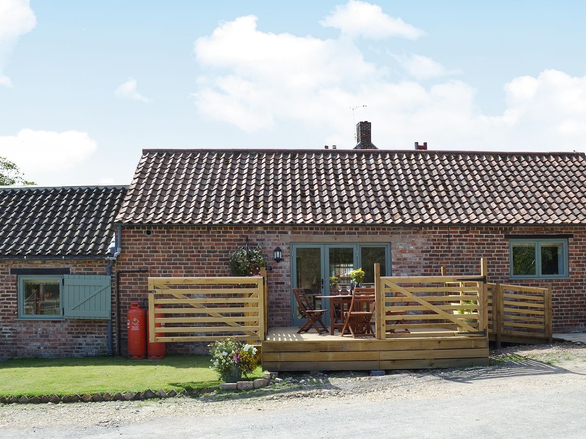 Disabled Holidays - Shire Cottage- East Yorkshire - Owners Direct, England