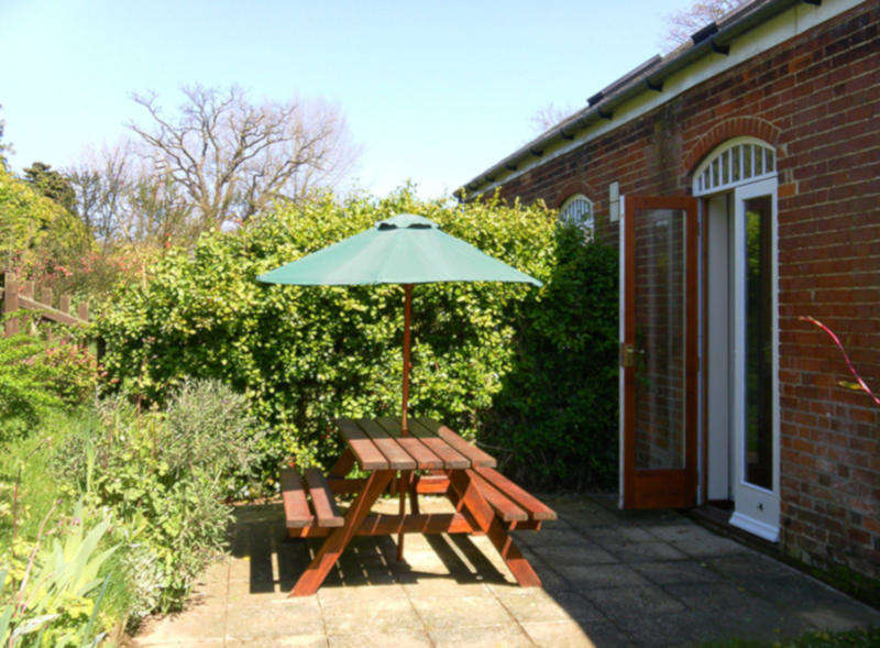 Disabled Holidays - Cottage in Horning- Norfolk - Owners Direct, England