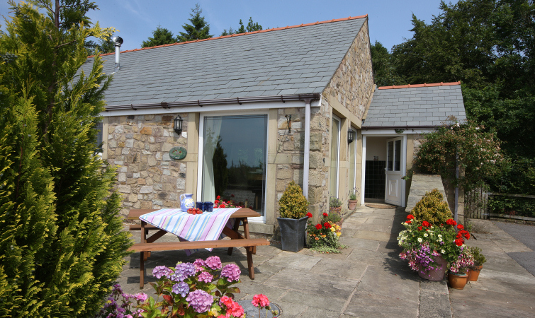 Disabled Holidays - Mole End Cottage- Lancashire - Owners Direct, England