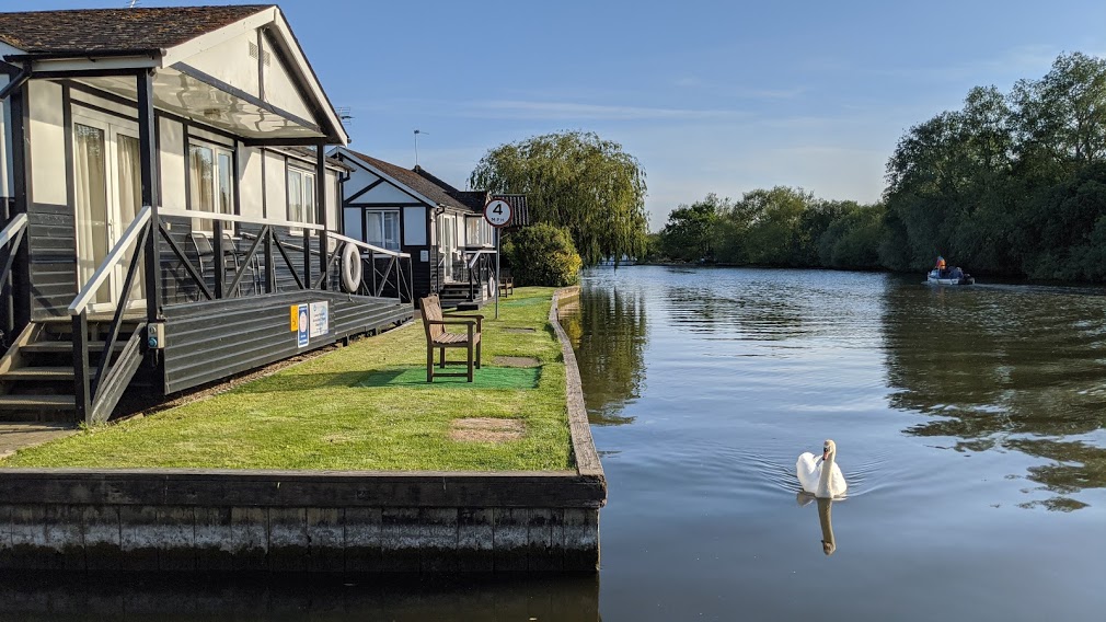 Disabled Holidays - Lady Lodge- Norfolk - Owners Direct, England