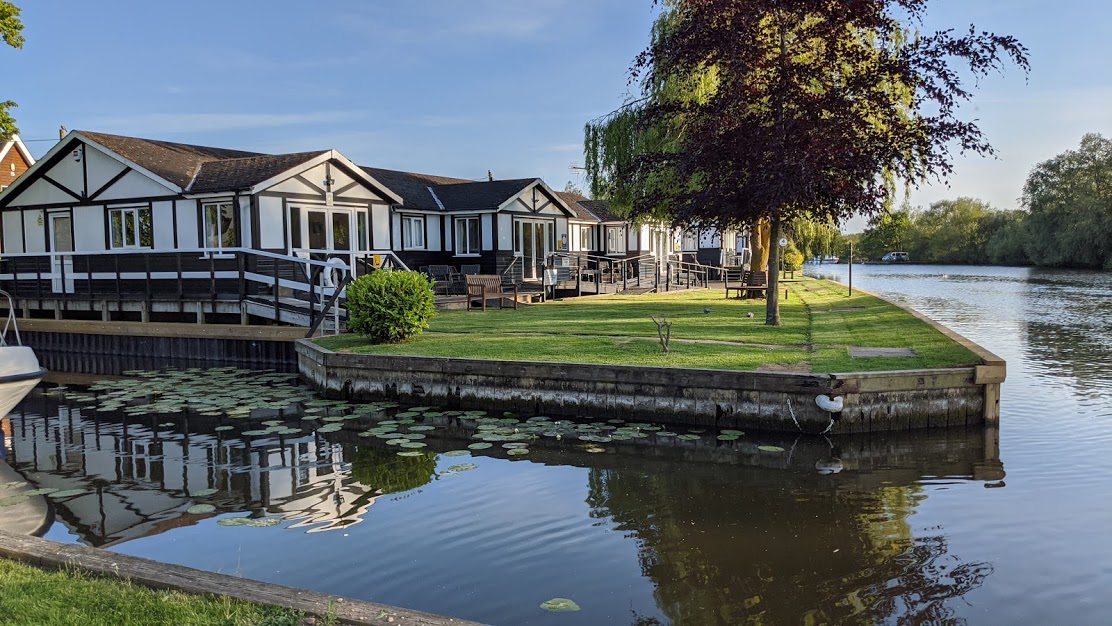 Disabled Holidays - Quayside Lodge- Norfolk - Owners Direct, England