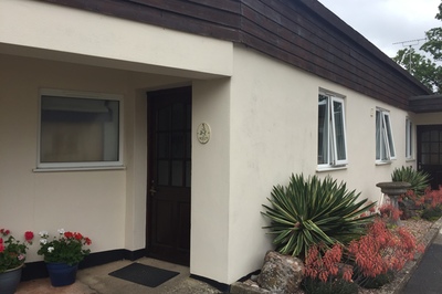 Disabled Holidays - Oak Bungalow- Somerset - Owners Direct, England