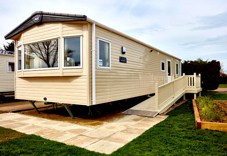 Disabled Holidays - Peacock Caravan- Suffolk - Owners Direct, England