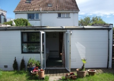 Disabled Holidays - Palm Tree Cottage- Sussex - Owners Direct, England