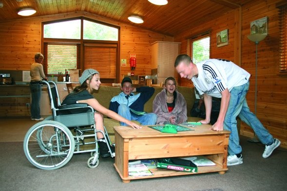 Disabled Holidays - Chestnut Lodge - Swadlincote, Derbyshire