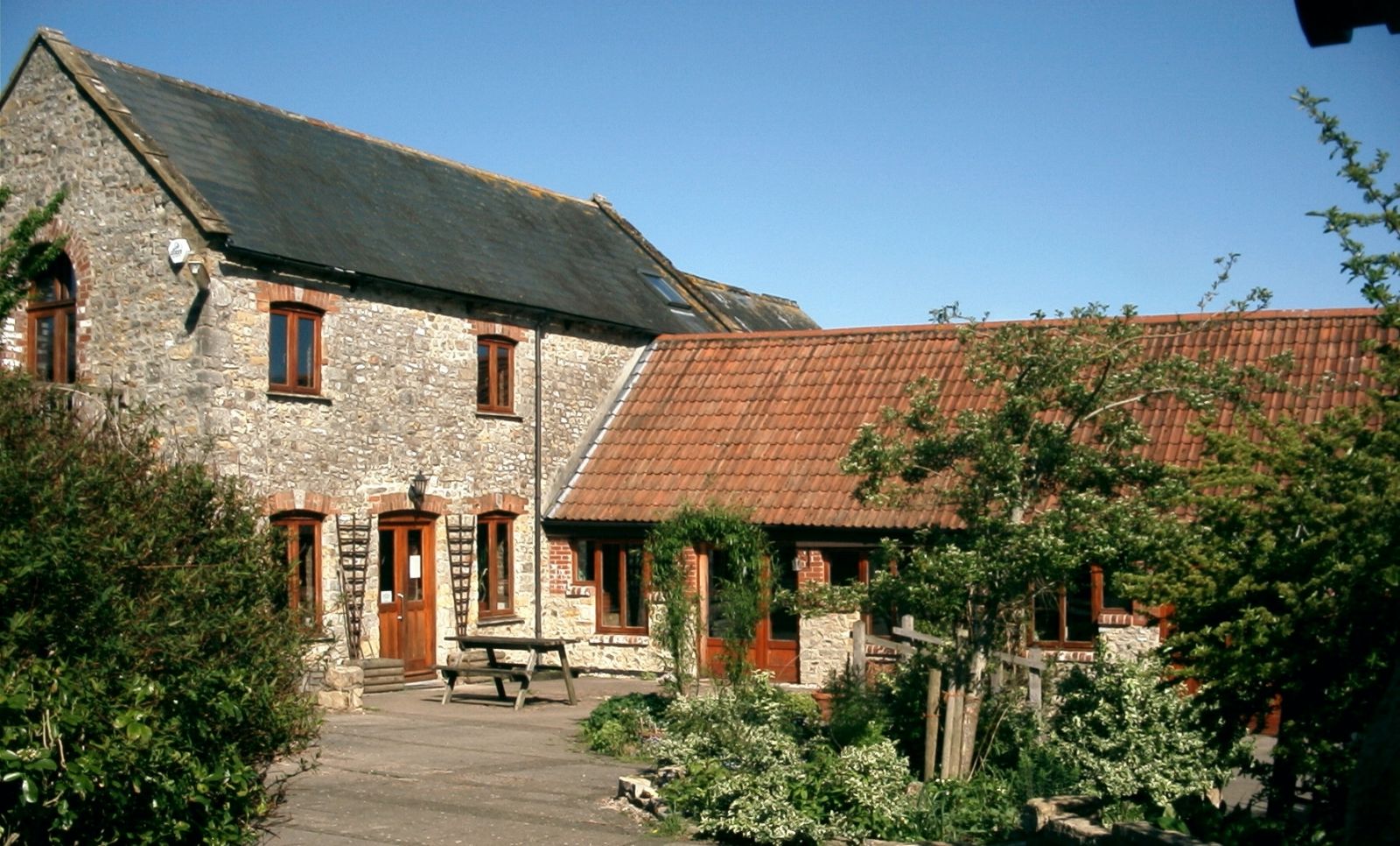 Disabled Holidays - Magdalen Farmhouse, Chard, Somerset, England