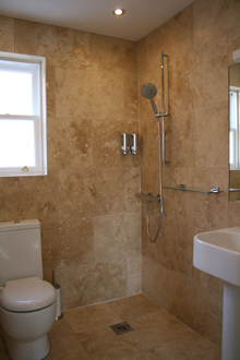 Old Farm Cottage, Bamburgh - Wetroom
