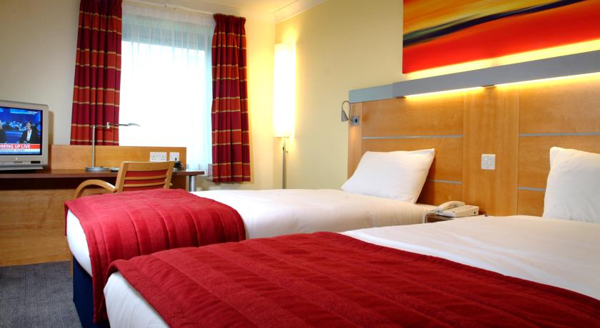 Holiday Inn Express London Golders Green, London