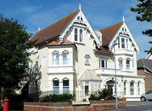 Disabled Holidays - Oaklands Edwardian Guesthouse, Dorset, England