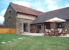 Disabled Holidays - The Cow Shed - Green Holiday Barns, Wheathill - Owners Direct, England