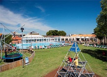 Disabled Holidays - Church Farms, Near Chihester, Sussex - England