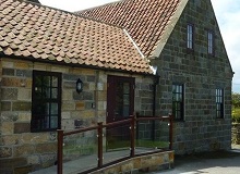 Disabled Holidays - Albany Cottage - Summerfield Farm England