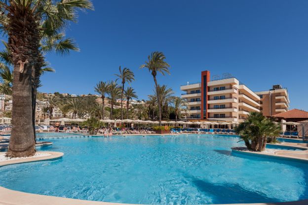 Disabled Holidays - Alcudia Garden Aparthotel, Alcudia, Majorca