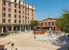 Disabled Holidays - PortAventura Gold River Hotel, Salou, Spain