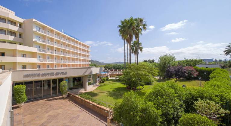 Disabled Holidays - Invisa Hotel Es Pla, San Antonio Bay - Ibiza