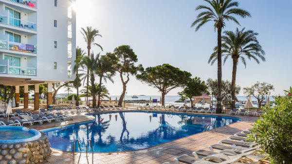 Disabled Holidays - Sirenis Hotel Club Goleta, Playa d'en Bossa, Ibiza