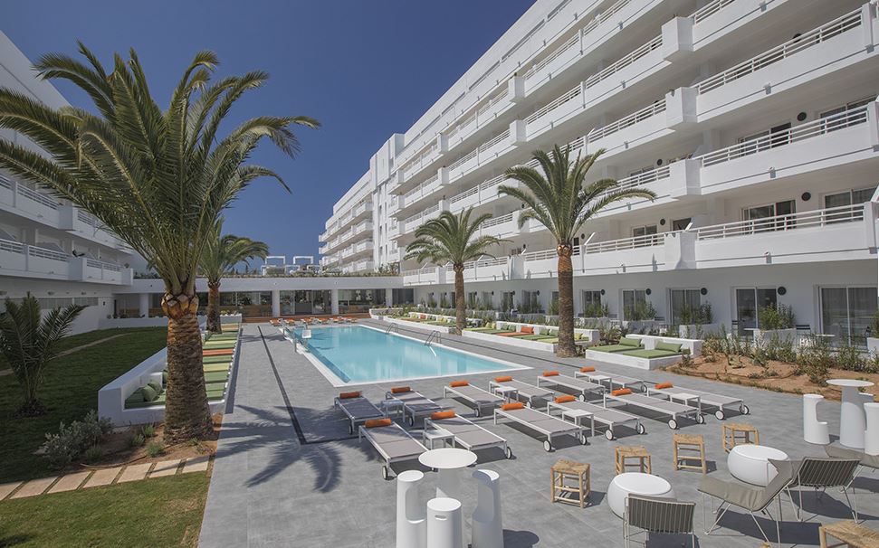 Disabled Holidays - Aparthotel HM MartiniqueMagaluf  Majorca