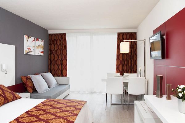 Rosa del Mar Aparthotel