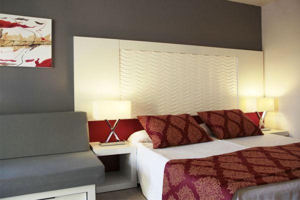 Rosa del Mar Aparthotel