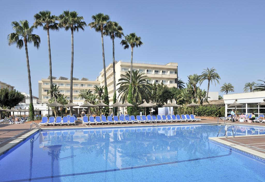 Pionero and Santa Ponsa Park Complex
