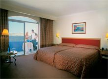 Dolmen Resort Hotel Malta - Bedroom