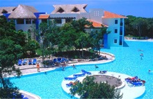 Sirens Resort  - Beach Access