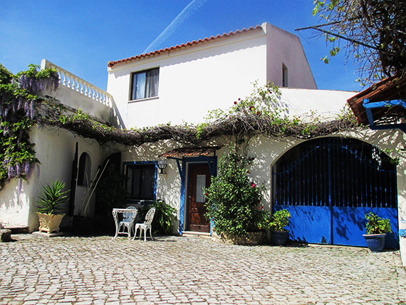 Disabled Holidays - Paraiso Jardim Apartments, Portugal Accessible Wheelchair Friendly Accommodation, Portugal