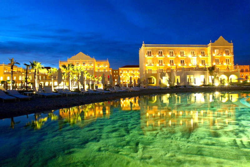 Blue & Green The Lake Spa Resort