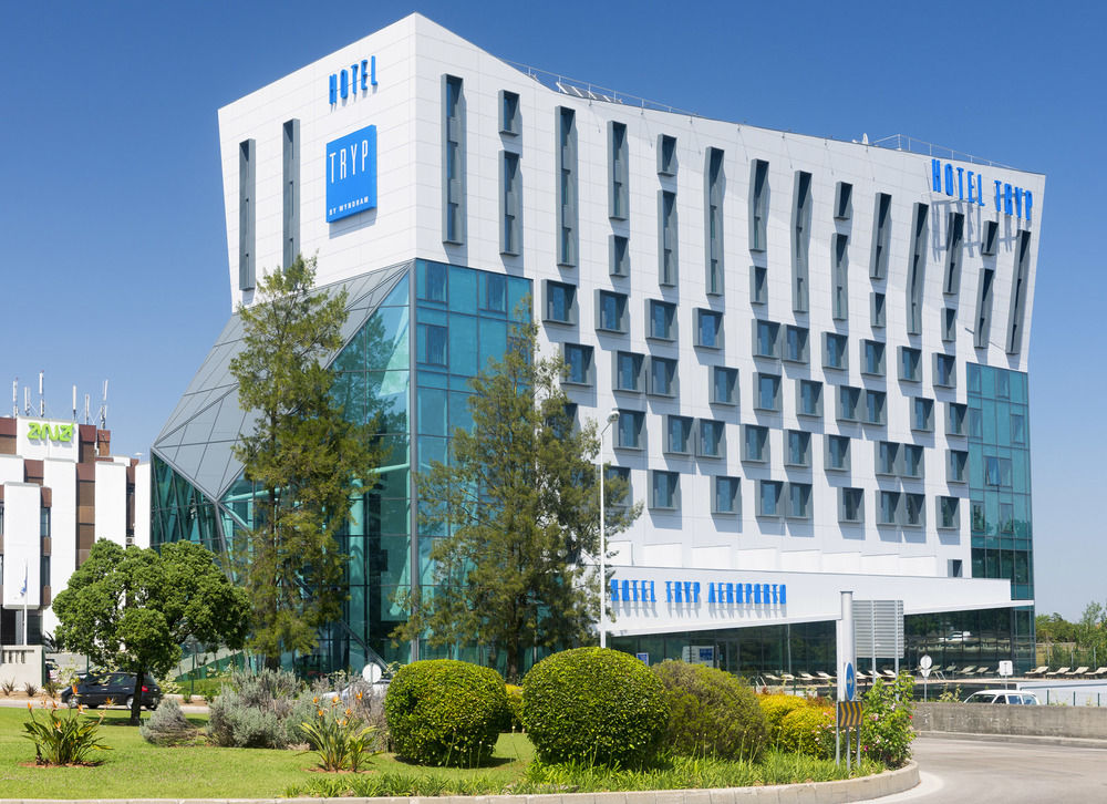 Disabled Holidays - Tryp Oriente Hotel, Lisbon, Portugal