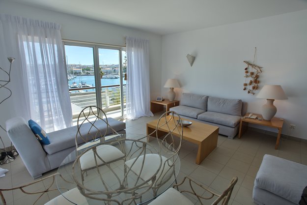 Marina Club Suite Hotel