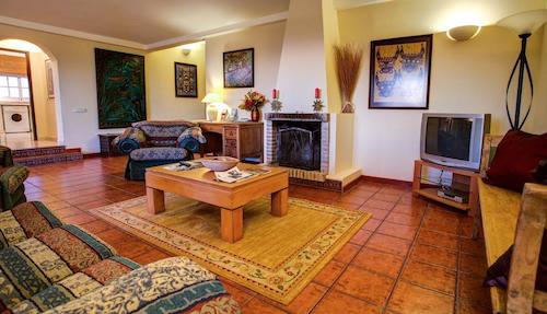 Casa Luz do Sol, Vale Formoso