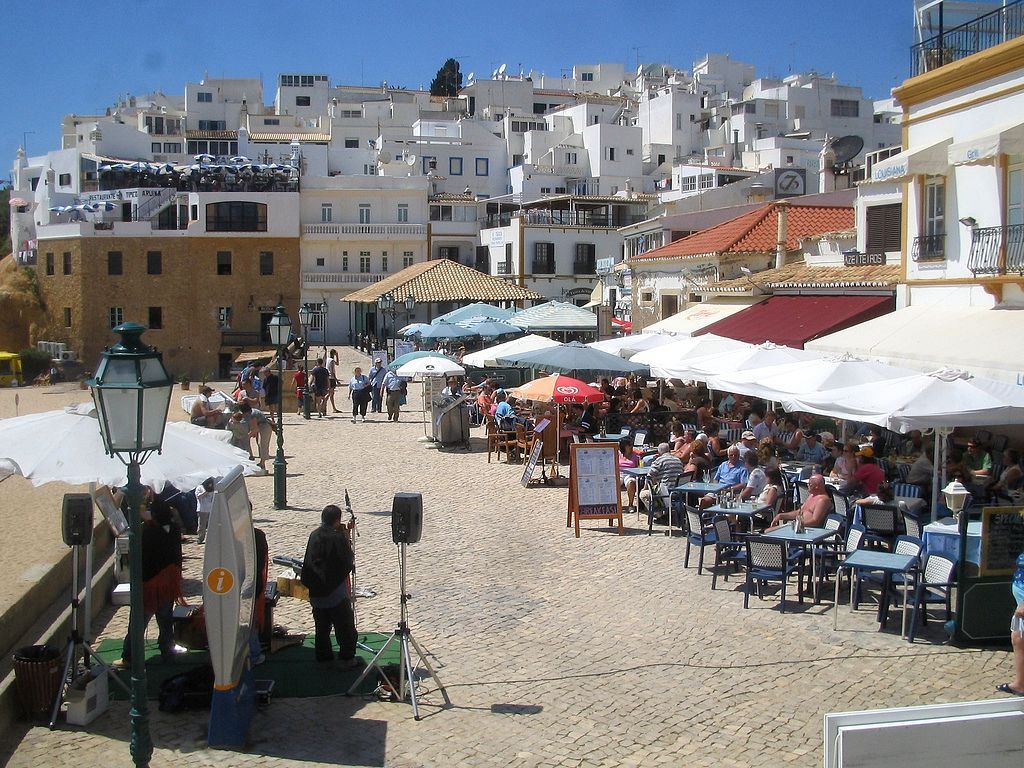 Disabled friendly accommodation in ALBUFEIRA, Portugal
