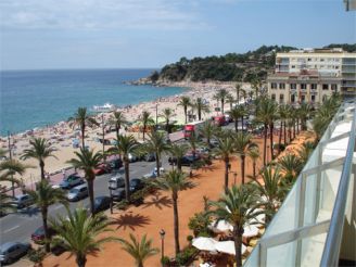 Disabled friendly accommodation in Lloret de Mar, Costa Brava, Spain