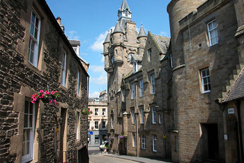 Disabled Holiday Cottages and Hotels for Wheelchair users in Roxburghshire, Scotland