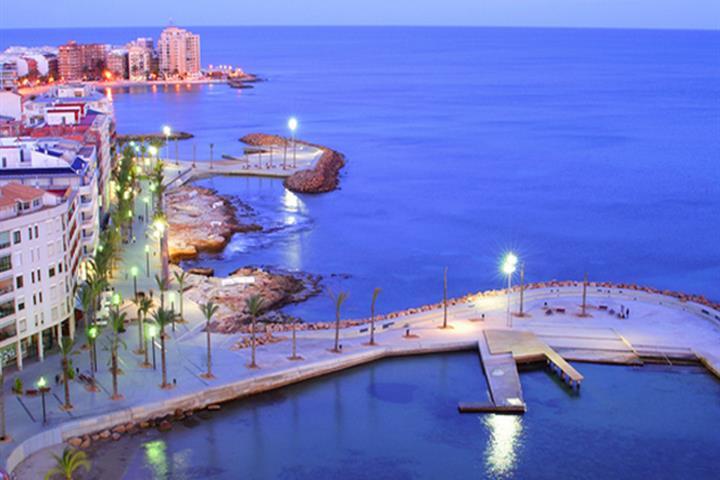 Disabled friendly accommodation in Torrevieja, Costa Blanca, Spain