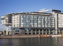 Disabled Holidays - DoubleTree, Hilton Amsterdam Centraal Station