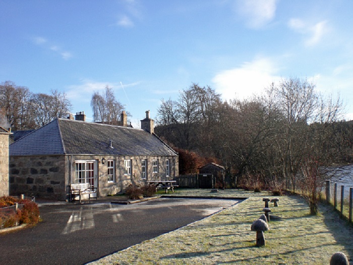 Disabled Holidays - Girnock Cottage- Ballater - Owners Direct, Scotland