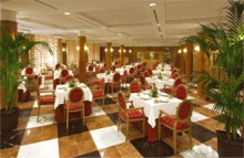 Sol Piramide Costa Dorada Spain - Food
