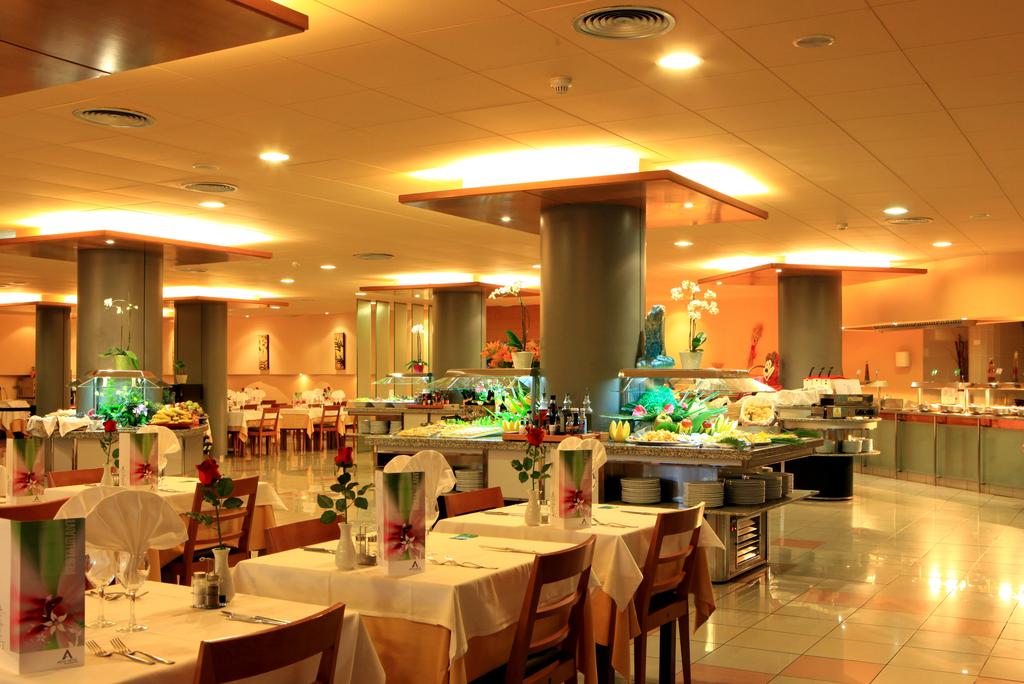 Aqua Hotel Montagut
