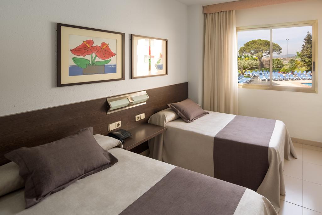 Aqua Hotel Montagut