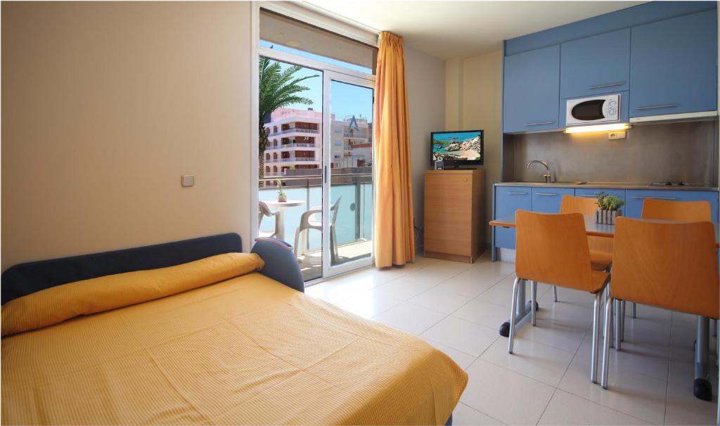 Nostre Mar Apartments