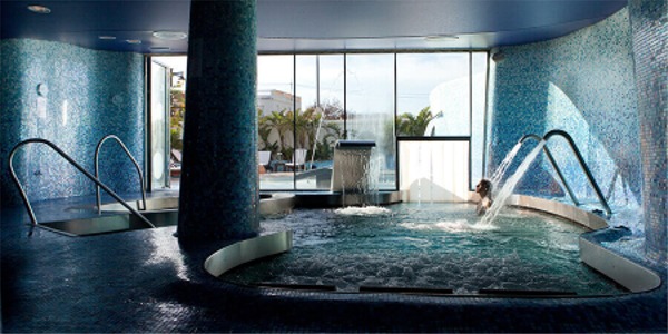 Las Arenas Balneario Resort
