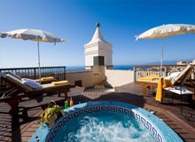 Private Jacuzzi