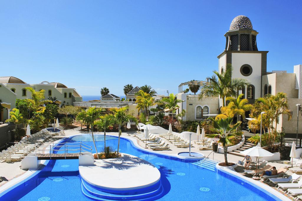Disabled Holidays - Hotel Suites Villa Maria, Tenerife