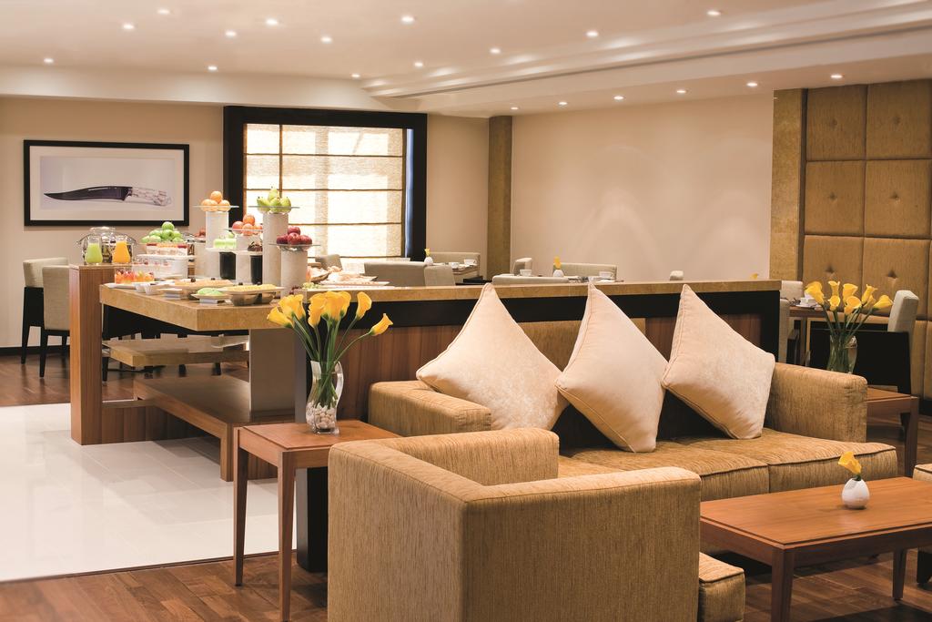 AVANI Deira Dubai Hotel