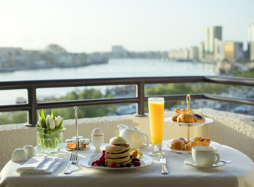 Radisson Blu Dubai Deira Creek