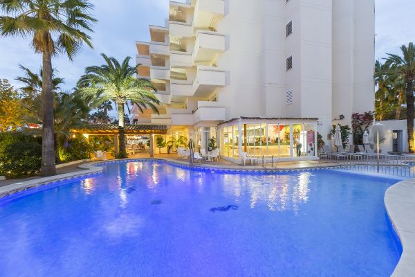 Holiday Ideas for Disabled - Aparthotel Cap de Mar