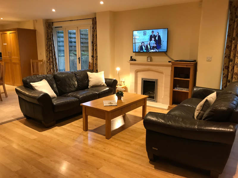 Crowthorne Cottage